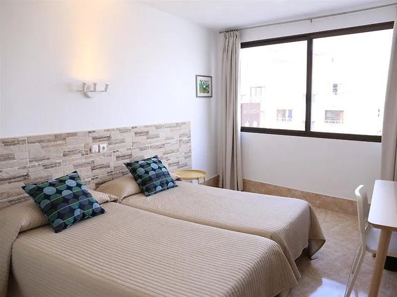 Ostello Hostal Residencia Cardona Arrecife  Spagna