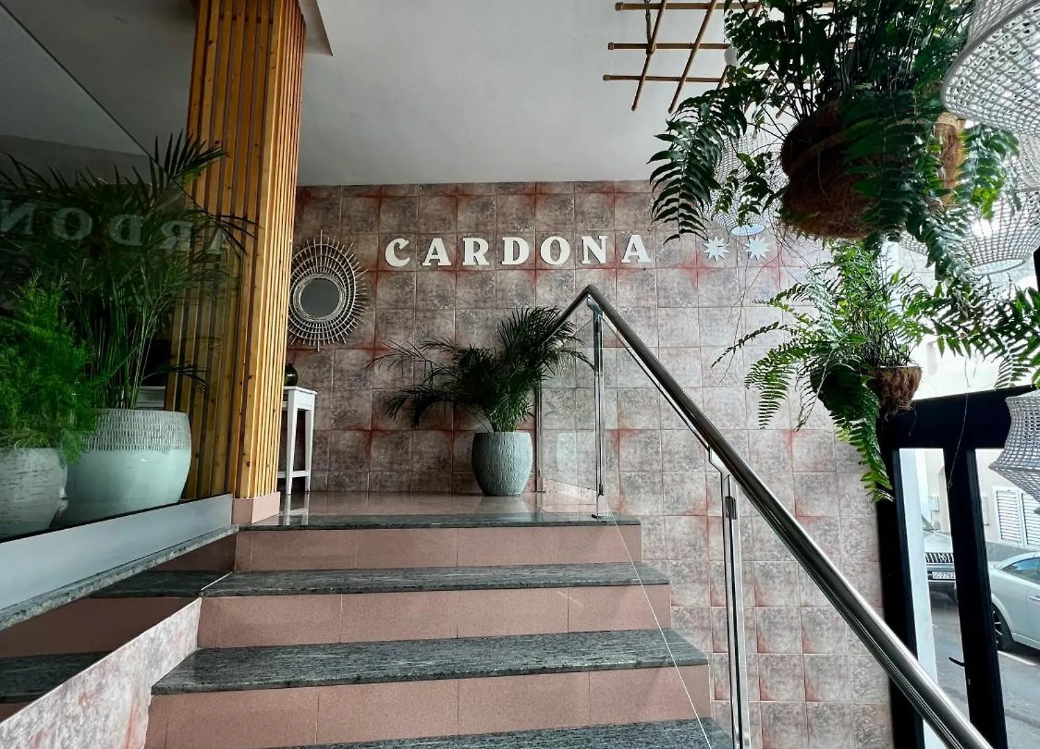 Hostal Residencia Cardona Arrecife  Ostello Arrecife (Lanzarote)